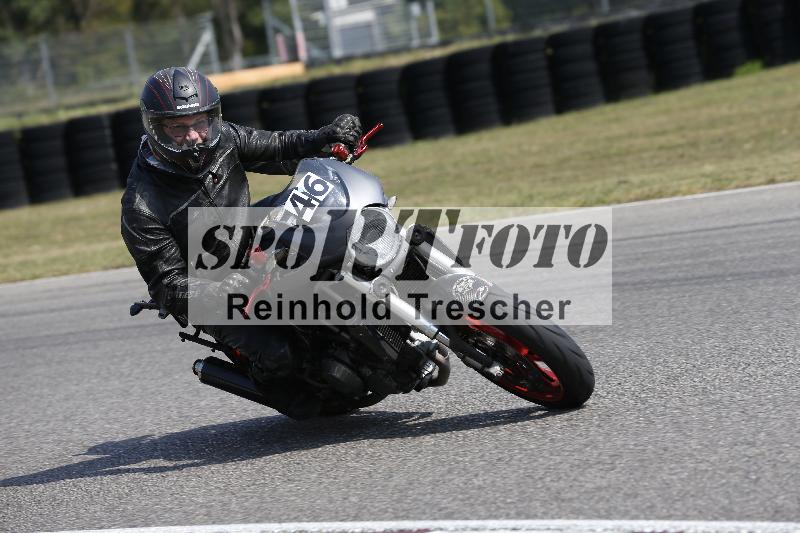 /Archiv-2025/49 26.08.2025 Cornu Master School ADR/blau-bleu/46